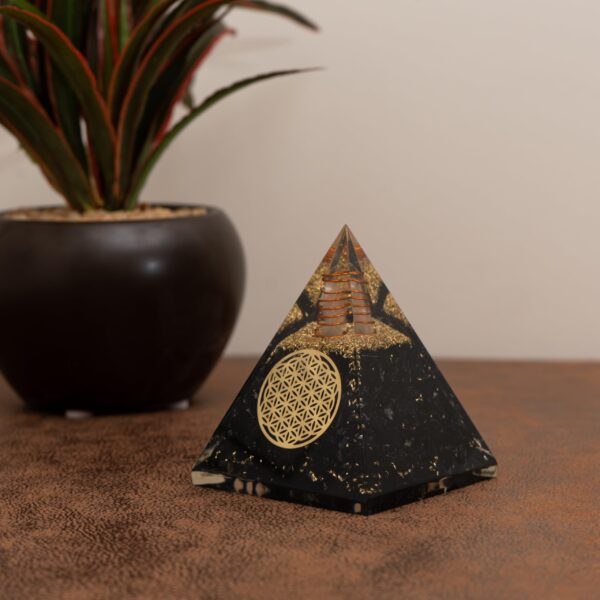 Agate Mart Sunghite Orgonite Pyramids - Healing Crystals for Success - Elevate Meditation with Orgonite Energy, Includes Sunghite Pendant - Image 7